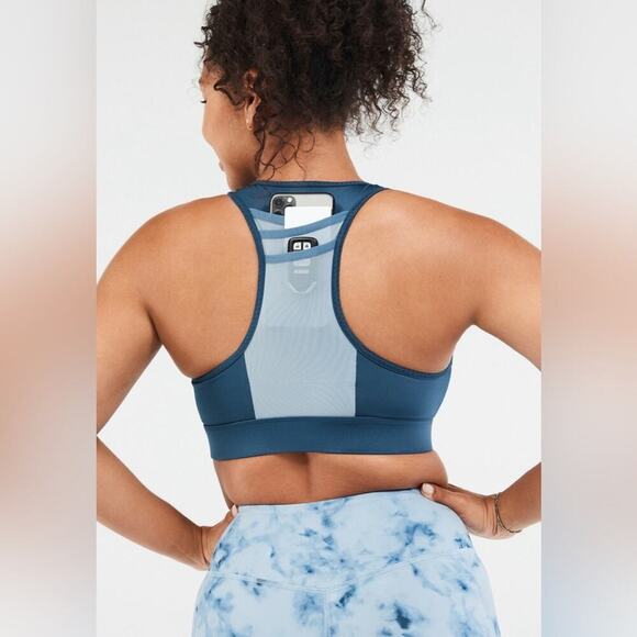 Fabletics Trinity High Impact Sports Bra in Blue Nova/Blue Iron Sz M - Picture 2 of 7